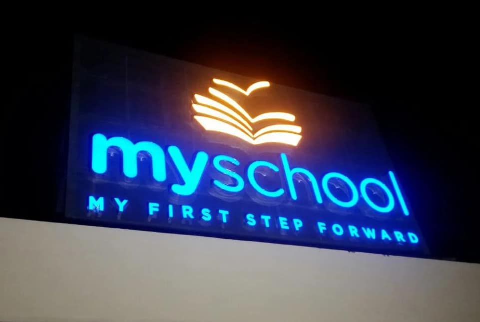 service-1 Custom Neon Signs